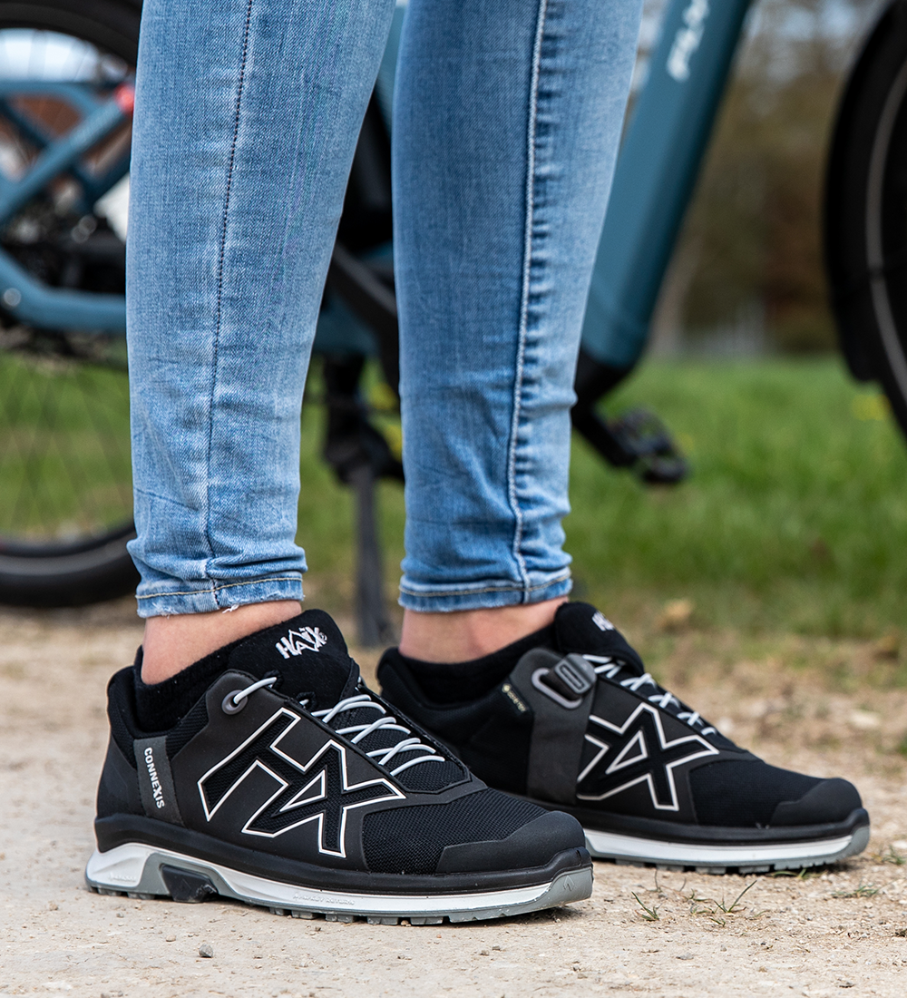 360027_connexis-go-2-0-gtx-ws_low_black-silver_action_1000x1100 360027_connexis-go-2-0-gtx-ws_low_black-silver_action_1000x1100