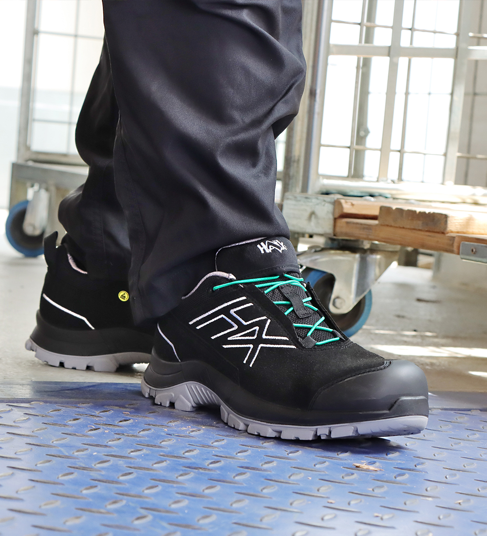 work boots, safety shoe, black boot, steel-toe, lacing detail