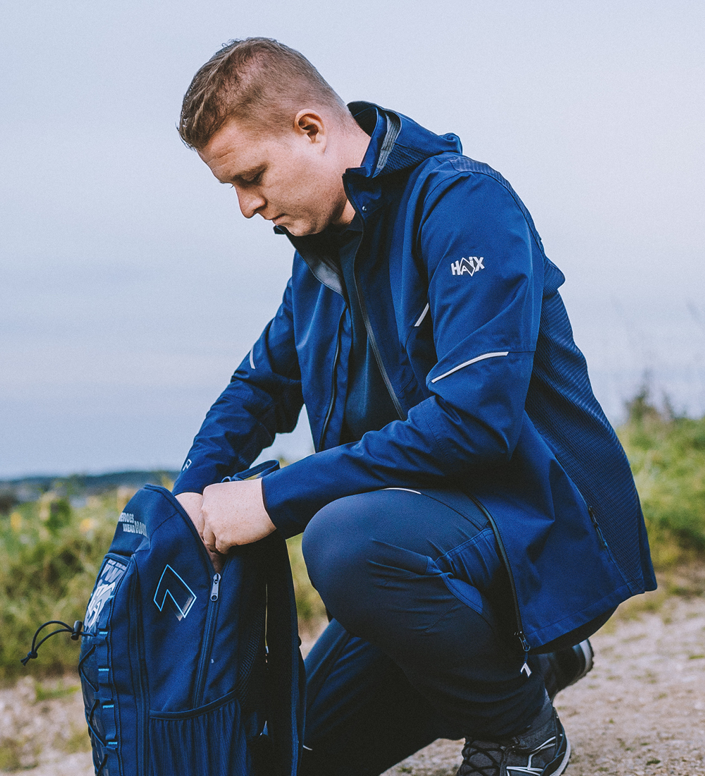 1000x1100px_951060_weatherproof-jacket-gtx-navy