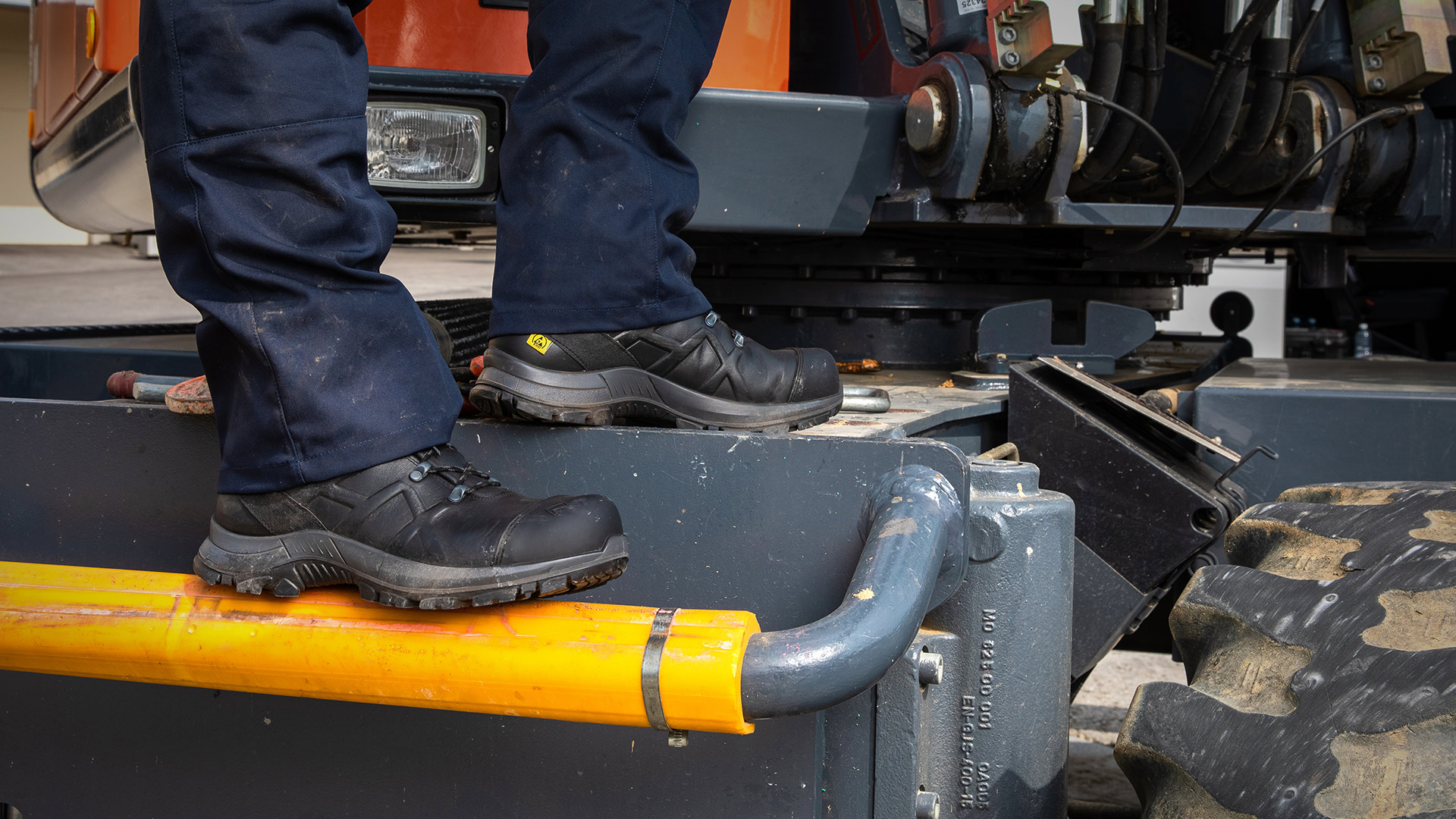 610030_black_eagle_safety_56_mid