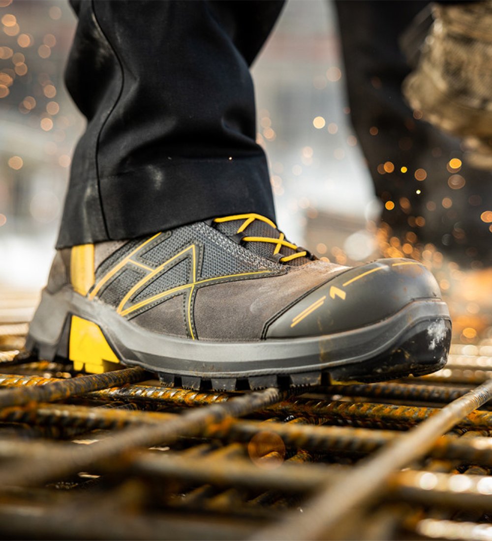 631007_connexis-safety-low-grey-yellow_1000x1100 631007_connexis-safety-low-grey-yellow_1000x1100