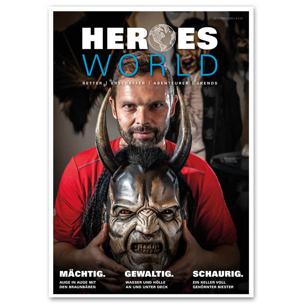 07402_heroes-world-magazin_no-02_web_600x600-2x01910