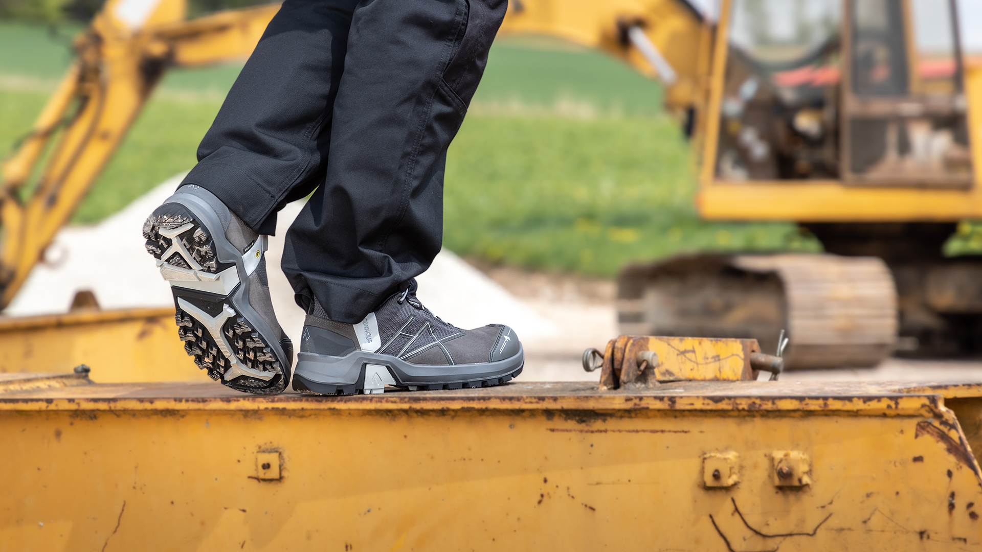 631004_connexis-safety-ws-low-grey-silver