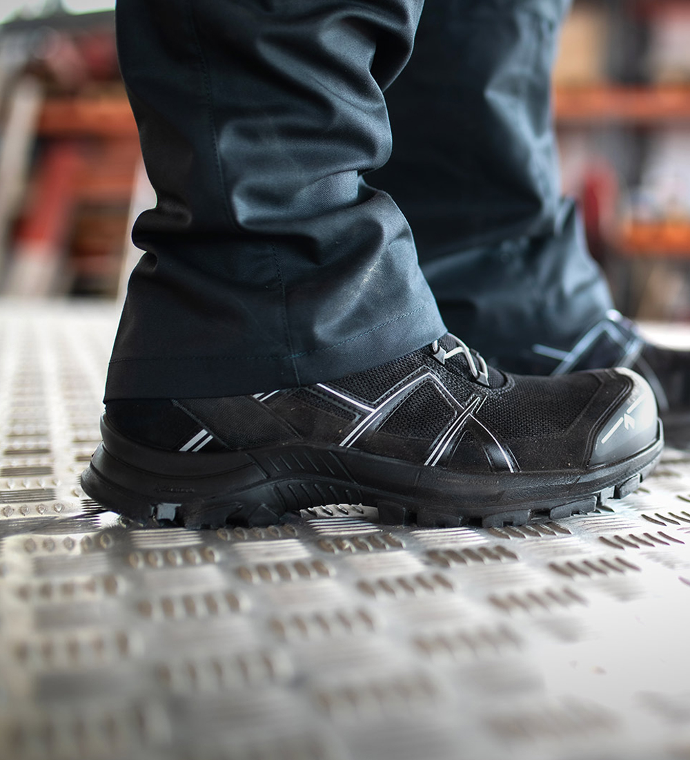 610003 HAIX Black Eagle Safety 41.1 low black-silver 1000x1100 - Kopie 610003 HAIX Black Eagle Safety 41.1 low black-silver 1000x1100 - Kopie